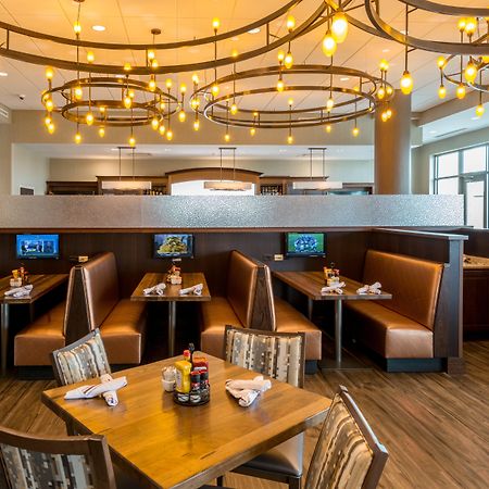 Holiday Inn Lexington - Hamburg By Ihg Exterior foto